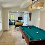 Вилла Enorme Domaine Avec Piscine, Salle De Fete, Boulodrome, Cinema Et